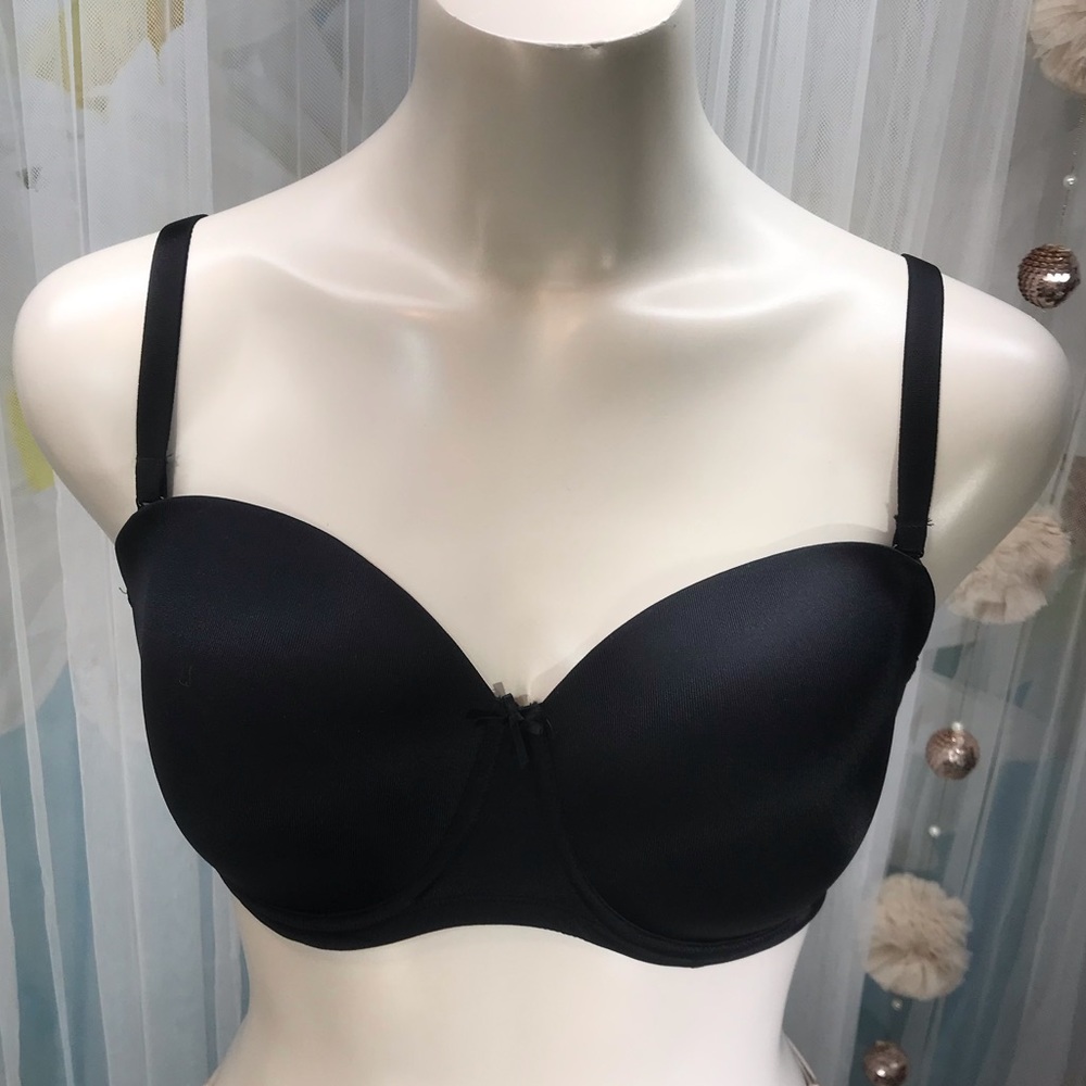 M & S Black Strapless Underwire Bra Like New 36 DD